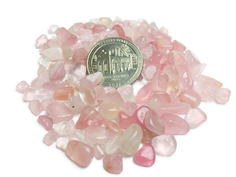 Rose Quartz Stone Crystal Gravel Pink Small AA Quartz Polished Chips Tumbled Bulk Crystals Natural Gemstone Rose Quartz Crystals 100G