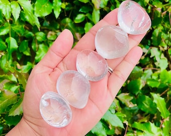 Large Tumbled Clear Quartz Crystal: Polished Stone (40-60 mm)