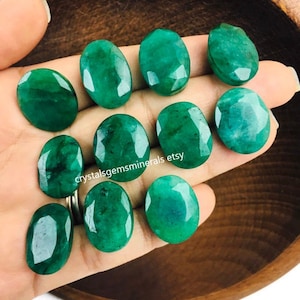 EMERALD Crystal (1) XS Faceted Green Emerald Crystal Oval Round Facet Tumbled Small Stone Mini Natural Gemstone Supply Jewelry