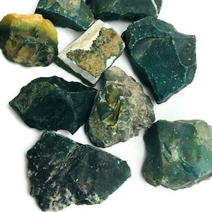 Green Jasper Crystal (1) Rough Jasper Stone, Raw Jasper Crystal , Green Jasper Chunk, Raw Crystals and Stones, Medium to Large Size