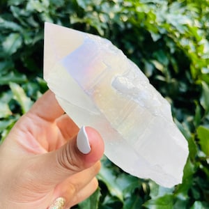 Angel AURA Quartz Point (426B) Clear Quartz Crystal Point Rainbow Crystal Gemstone Point Half Polished Half Raw Crystal
