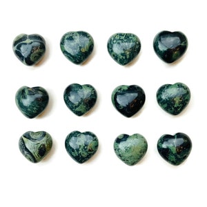 Kambaba Jasper Heart: Green & Black Tumbled Crystal (14-18mm)