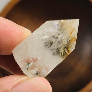 Rutilated Crystal Point (9.1G) Quartz Citrine Crystal Tower, Citrine Stone Point Natural Yellow Quartz Gemstone Tower Crystal Wand RAINBOW