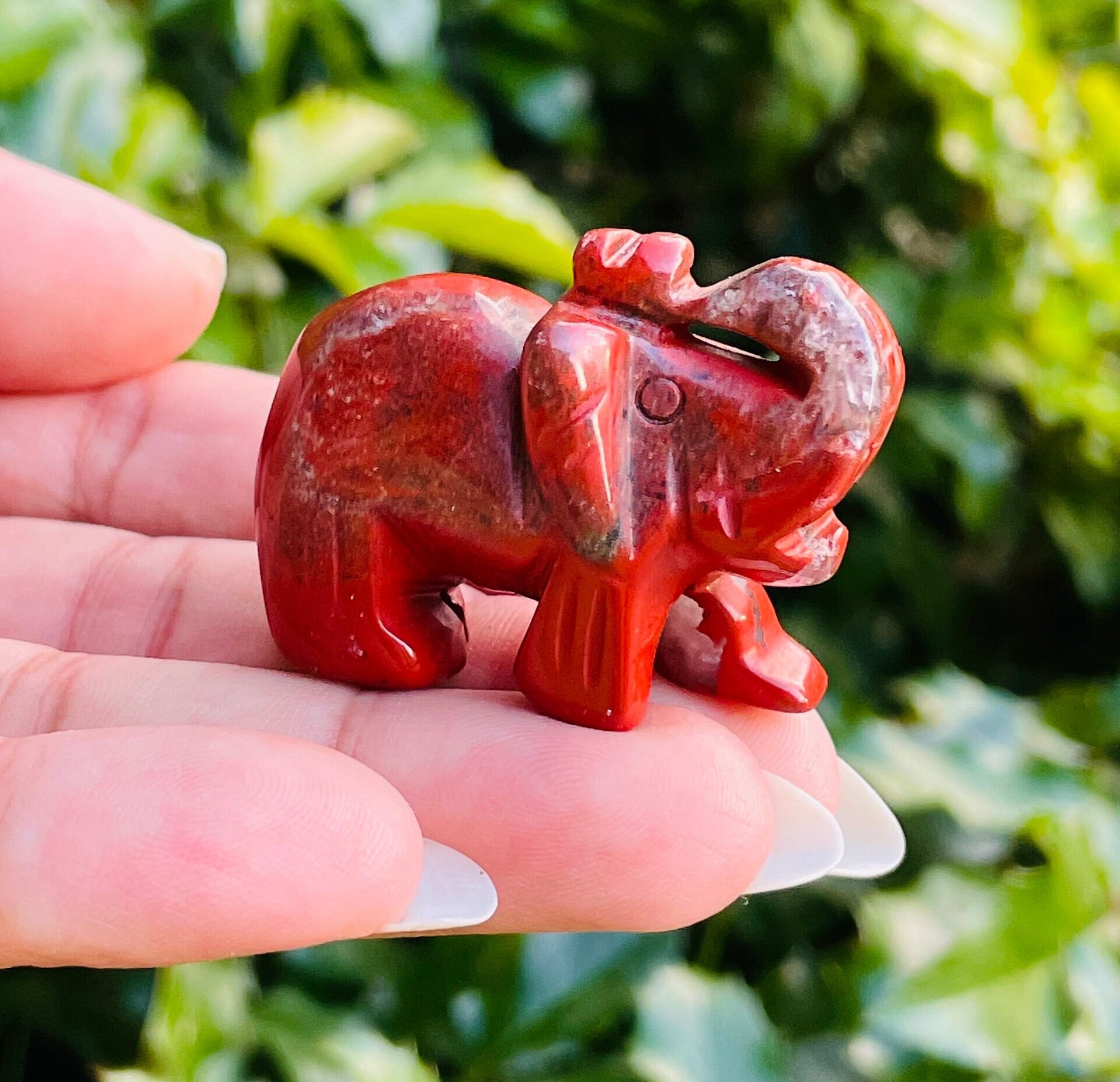 Red Jasper Elephant Carving: Polished Crystal Gemstone (30-45MM