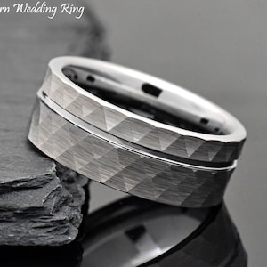 Faceted Ring, Tungsten Ring, Unique Hammered Faceted Wedding Ring, Men&#39;s Tungsten Wedding Band, 8mm Tungsten Band Men, Mens Engagement Ring