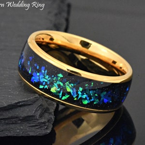 8mm Gold Plated Tungsten with Synthetic Green Opal & Abalone Fragments Inlay Tungsten Ring Men&#39;s Tungsten Wedding Band Anniversary Ring