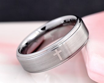 Anillo de carburo de tungsteno con cruz cepillada de 7mm de ancho, anillo de boda minimalista y único para hombre, anillo de promesa grabado con láser