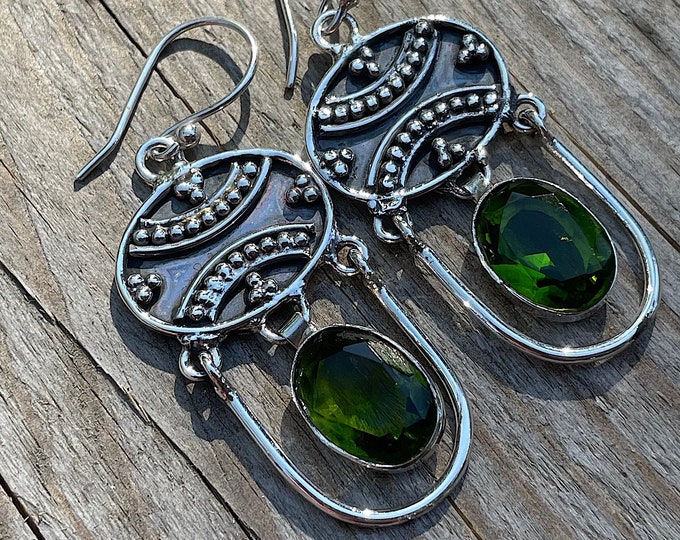 Earrings in silver 925 with peridot gem green faceted ethnic style gift for women