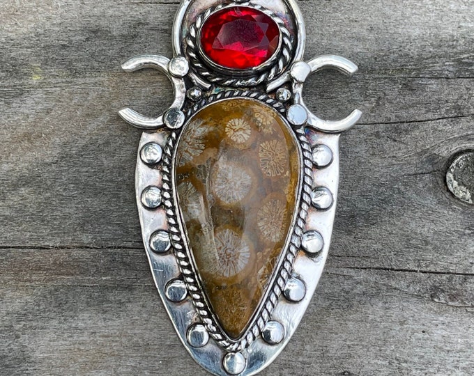 925 silver pendant with fossilized coral and ethnic style garnet for women or men