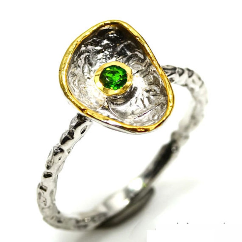 Natural chrome diopside and 925 sterling silver ring size 7.5 Ring in 925 sterling silver and chrome diopside natural size 56