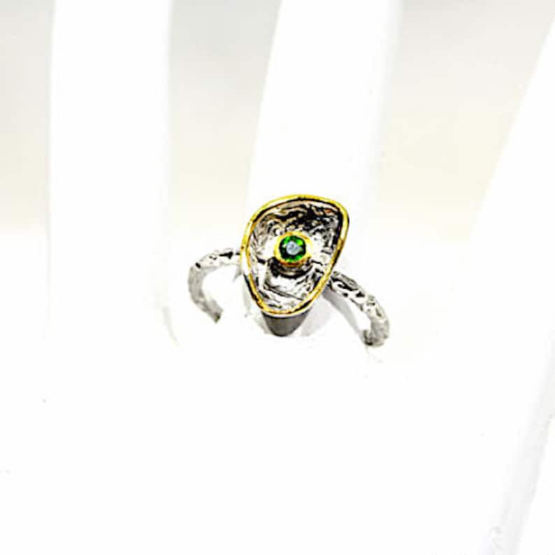 Natural chrome diopside and 925 sterling silver ring size 7.5 Ring in 925 sterling silver and chrome diopside natural size 56