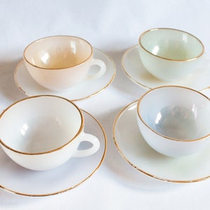 Vintage Retro Arcopal France Cups and Saucers (4), Mid Century Teacups, Vintage French Arcopal Glass