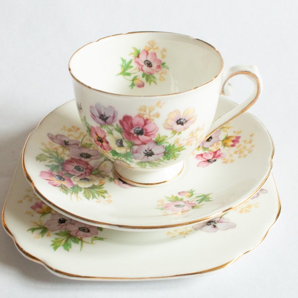 Stanley Fine Bone China Teacup Trio with Floral Detail, Vintage Teatime, Vintage Teacups