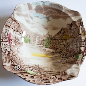 Johnson Bros. &#39;Olde English Countryside&#39; Pattern Brown and White Serving Bowl, Brown Transferware