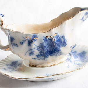Middleport Pottery &#39;May&#39; Pattern Flow Blue and White Transferware Gravy Boat and Stand, Blue Transferware, Antique Flow Blue China