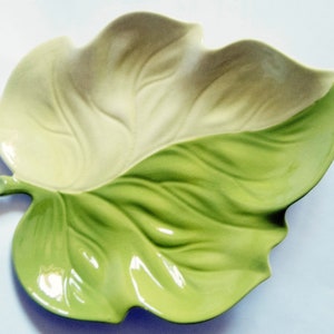 Carlton Ware England Large Green and Cream Leaf Plate