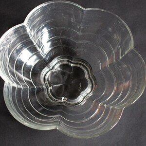 Vintage Pressed Glass Serving Bowl, Retro Glass Fruit Bowls, Vintage Glass Bowls image 4