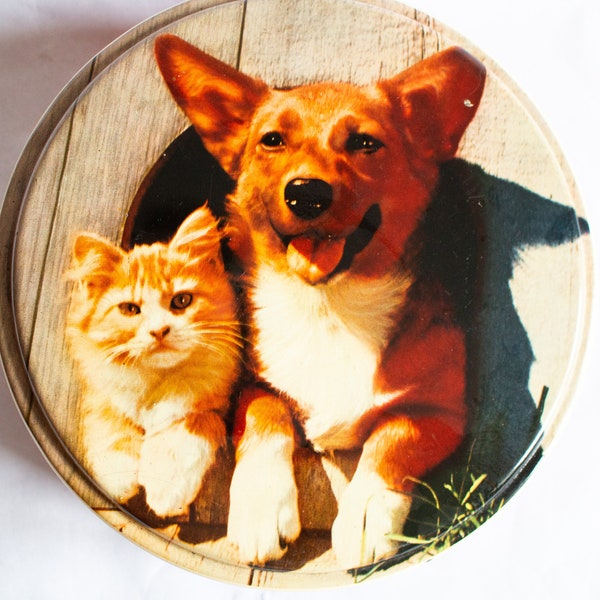 Vintage 'Peek Frean & Co.' Decorative Biscuit Tin with Corgi Dog and Kitten, Collectable Tins, VIntage Biscuit Tins