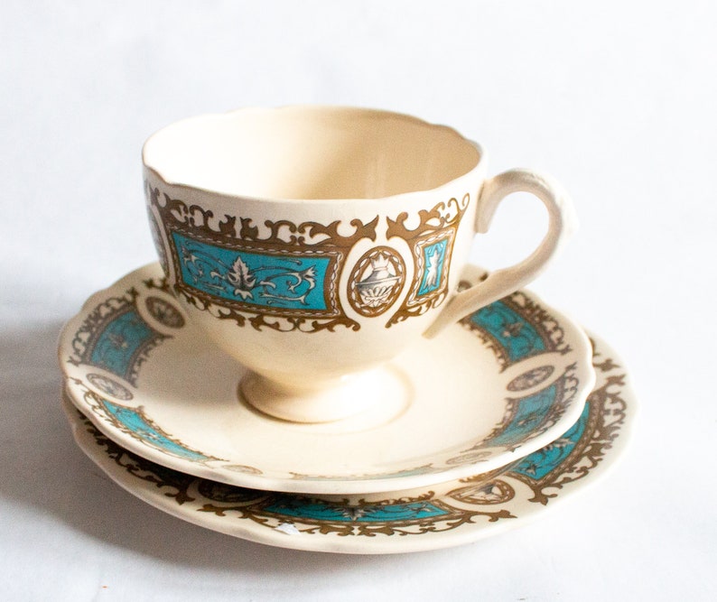 Royal Cauldon Victoria Patterned Tea Plate 15.5cm Royal Cauldon Victoria Patterned Tea Plate 15.5cm