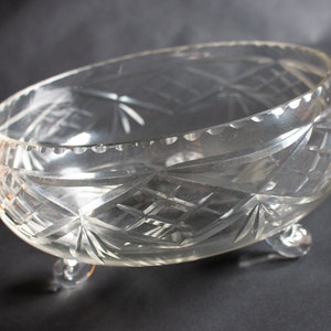 Vintage Glass Serving Bowl with Cut Glass Motifs and Moulded Scroll Feet, Retro Glass Fruit Bowls, Vintage Glass Bowls