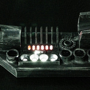 Savi's Lightsaber Display Stand: LED Lit Kyber Crystal Holder