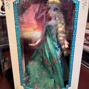 green emerald velvet dress Disney Princess Frozen Fever Elsa, Green : Amazon.in: Toys & Games main image 0