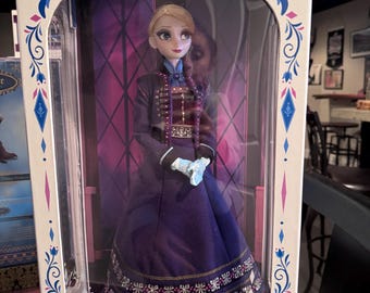 Disney Store Elsa Doll - Limited Edition of 5000 - Frozen Movie - 17in