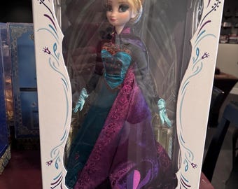 Disney Store Elsa Doll - Limited Edition of 5000 - Frozen Movie - 17in