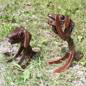 Dog Statue Sculpture / Horseshoe Decor / Horseshoe Art / Dog Decor / Horseshoe Dog / Scrap Metal Art Dog / Welded Art / Recycled Metal