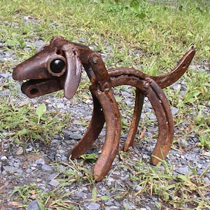 Horseshoe Art Dog Sculpture: Recycled Metal Welded Art Decor