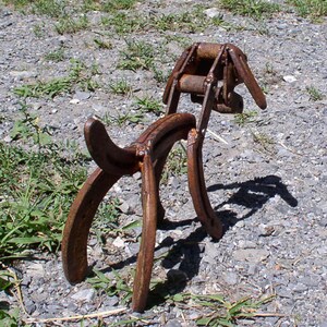 Horseshoe Art Dog Sculpture: Recycled Metal Welded Art Decor image 8