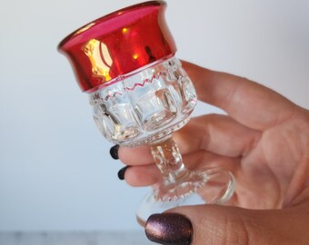 Tiffin-Franciscan Kings Crown Ruby Flash Footed Cordial Schnapsglas