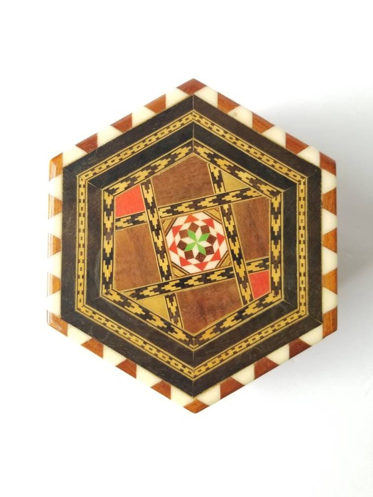 stinga tarsia 象眼細工　木製　オルゴールつき　ジュエリーボックス 2025年最新】象嵌 オルゴールの人気アイテム - メルカリ