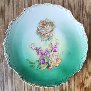 Antike Bavaria Transferware Große 30 cm Servierplatte Smaragdgrüne Rosen & Flieder Drei Kronen China