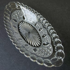 EAPG Oregon Beaded Loop Oval Bread Tray