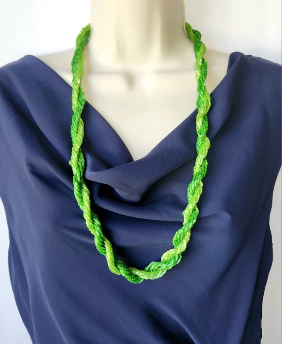 60's Vintage Lime Green Beaded Twist Necklace