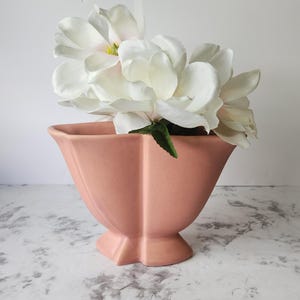 Mid-Century Vintage Pink Pottery Haeger USA Vase