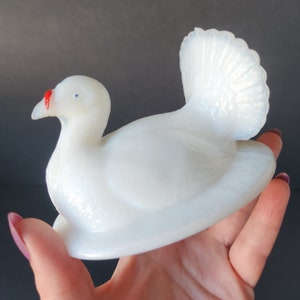 Vintage Milkglass Turkey Basket - Lid Only