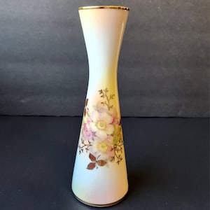 1950&#39;s Mid-Century Vintage Schumann Arzberg&#39;s&quot; Wild Rose  Bud Vase