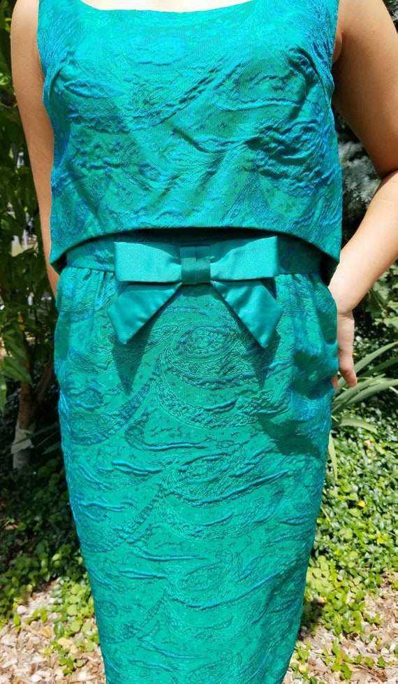 Stunning Teal & Blue Paisley Brocade 1950s Vintag… - image 3