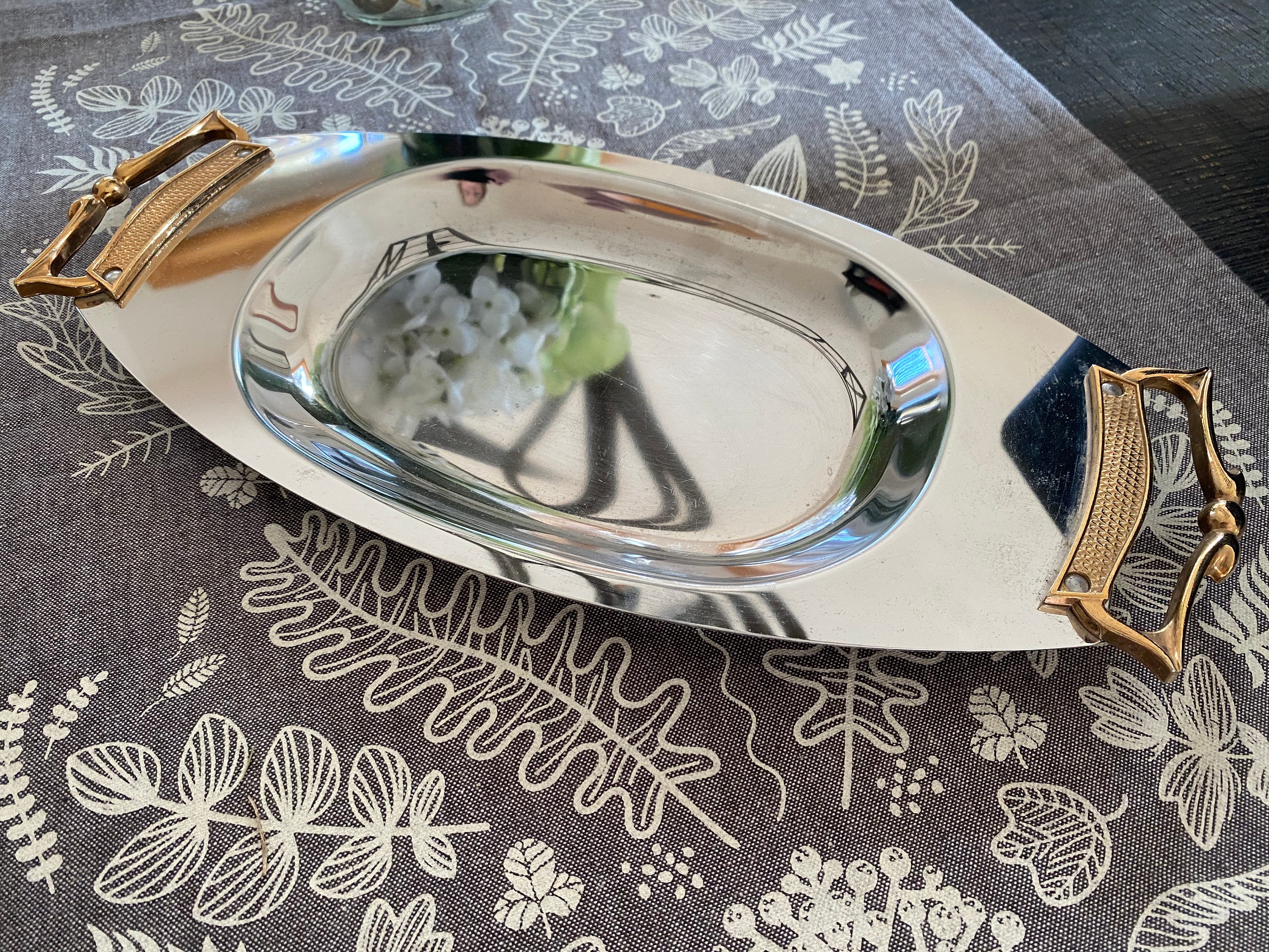 鏡 Rococo Miller  accessory tray Three-Tier Display Tray - Steel - Yamazaki Home