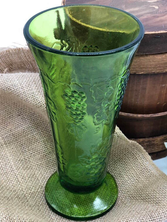 Vintage Green Harvest Grape Vase By Indiana Glass Co Vintage Etsy