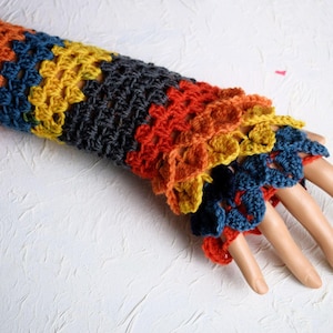 Gants longs en écailles de dragon, manchettes en laine au crochet, slow fashion