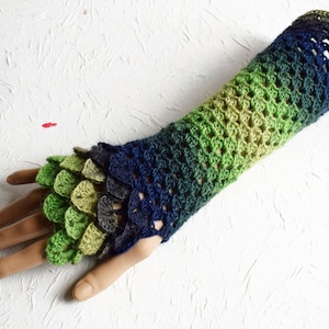 Wool Dragonscale Fingerless Gloves, Green Blue Wrist Warmers