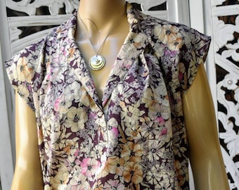 70s floral blouse. Suze S to M