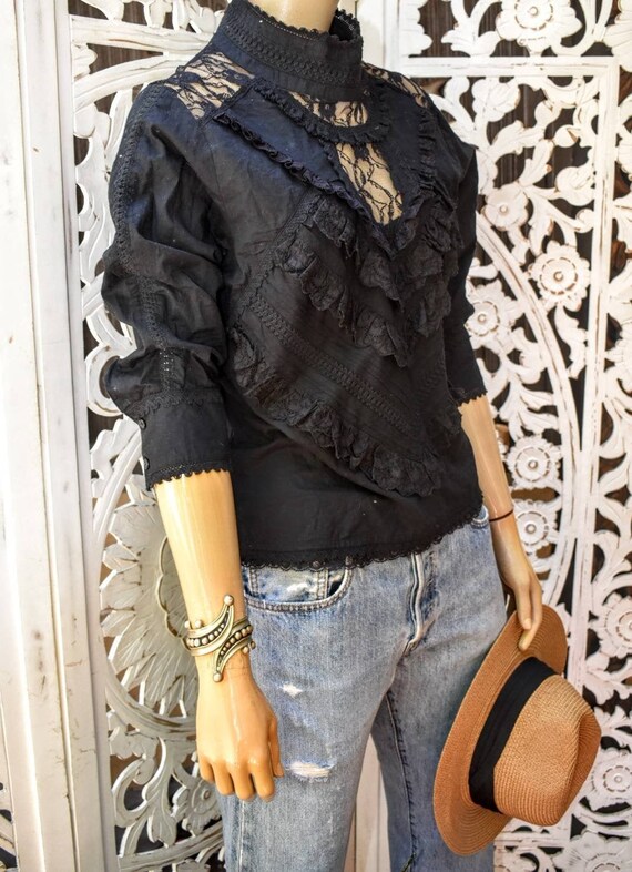 Lovely vintage Victorian style cotton high neck ru