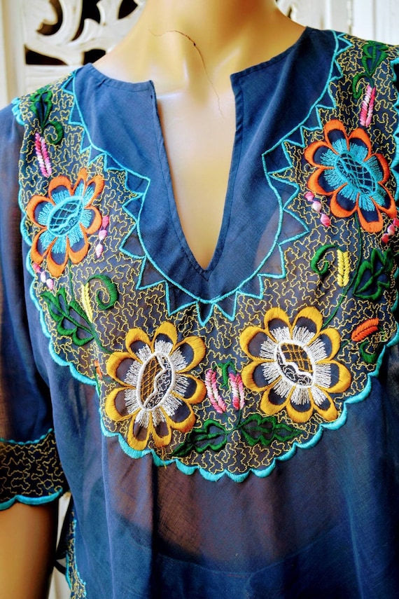 Vintage 70s sheer mexican embroidered flutter slee