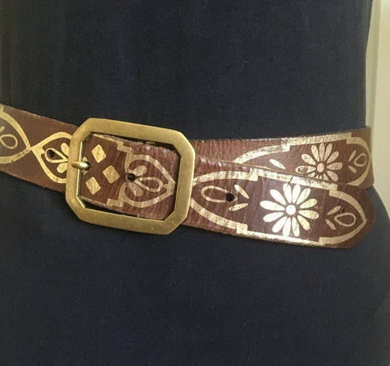 Vintage 70s brown leather belt with hand painted … - image 1