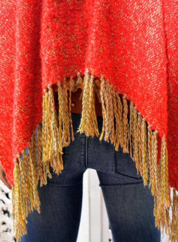 Vintage 70s poncho with fringe