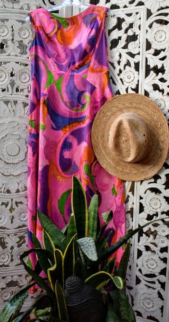 Trippy 70s psychedelic hawaiian maxi by Liberty Ho